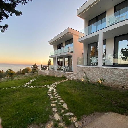 Summer Wine Boutique Hotel Dhërmi Esterno foto