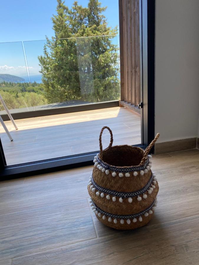 Summer Wine Boutique Hotel Dhërmi Esterno foto